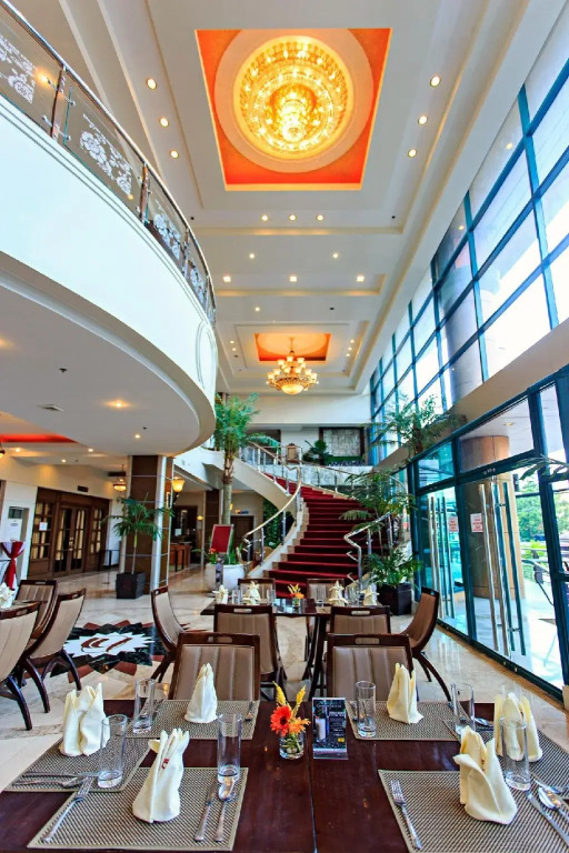 Sarrosa International Hotel and Residential Suites