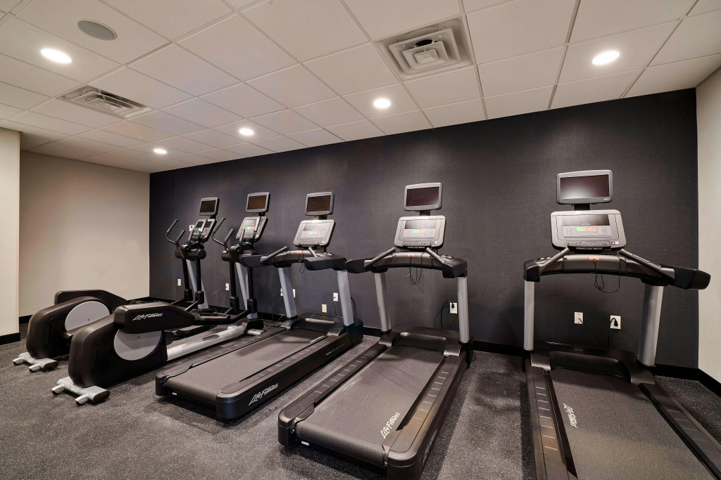 Four Points by Sheraton Cleveland-Eastlake