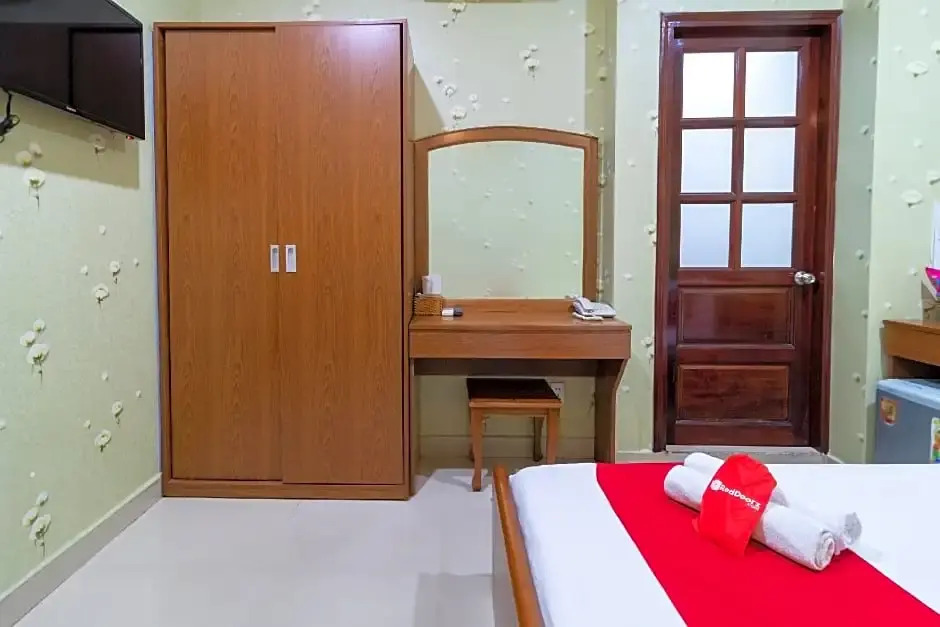 RedDoorz Nam Bac Hotel Phan Dang Luu Phu Nhuan