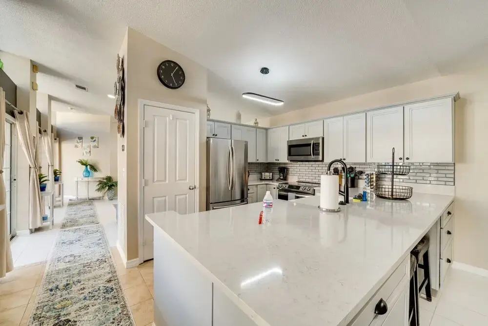 6 Mi to Disney: Group-friendly Kissimmee Retreat!