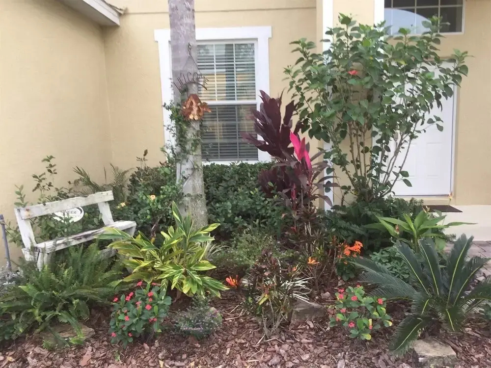Spacious 5 bed Property With Private South Facing Pool, Situated in the Quiet, Gated Community of Watersong and Surrounded by Beautiful Conservation Land - 291