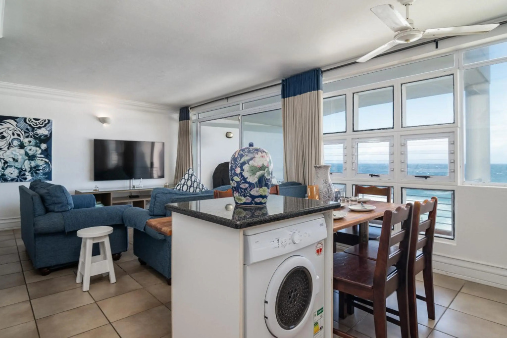 Chakas Cove 36 - With Inverter