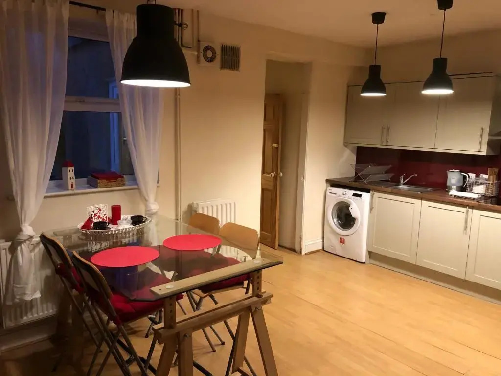Exclusive rooms in a beautiful home - big grups