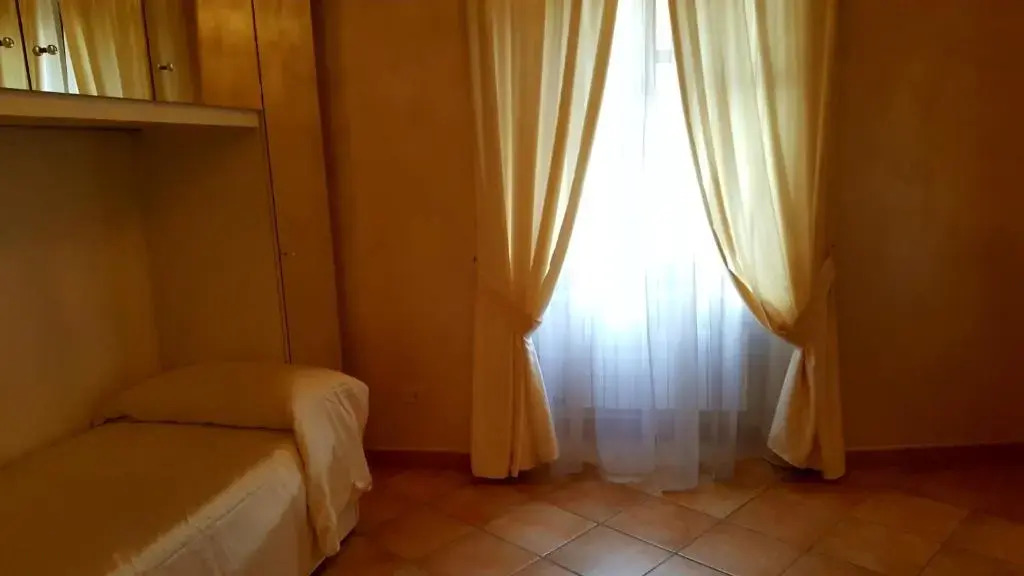 ivana sweet house