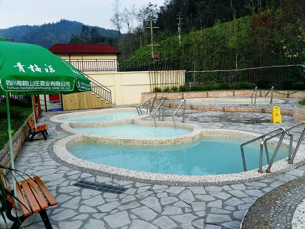Chengdu Jintai Hotspring Hotel