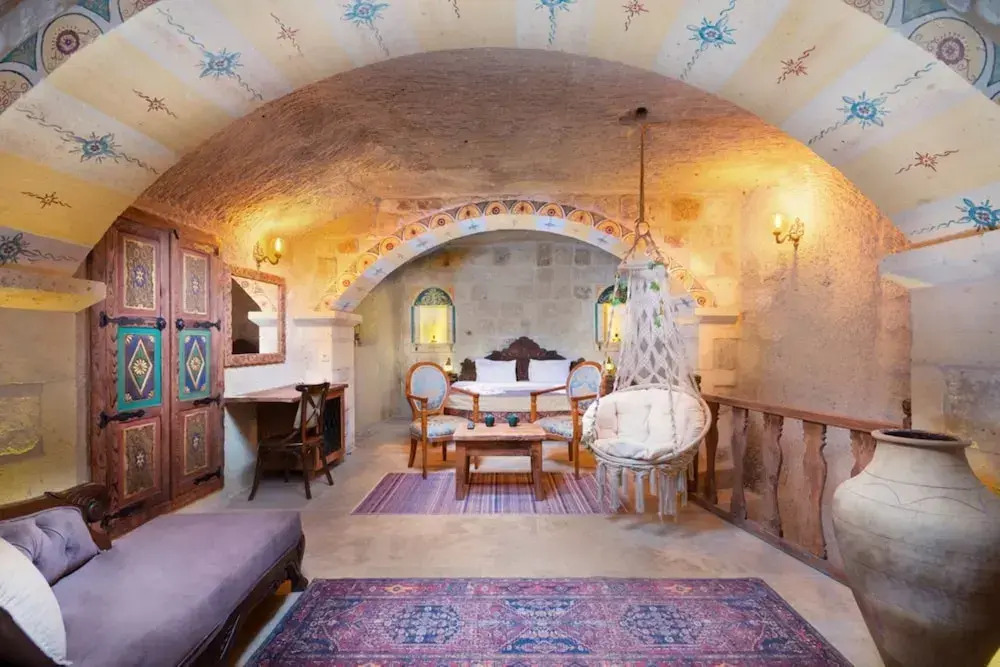Capp Royal Cave HOTEL