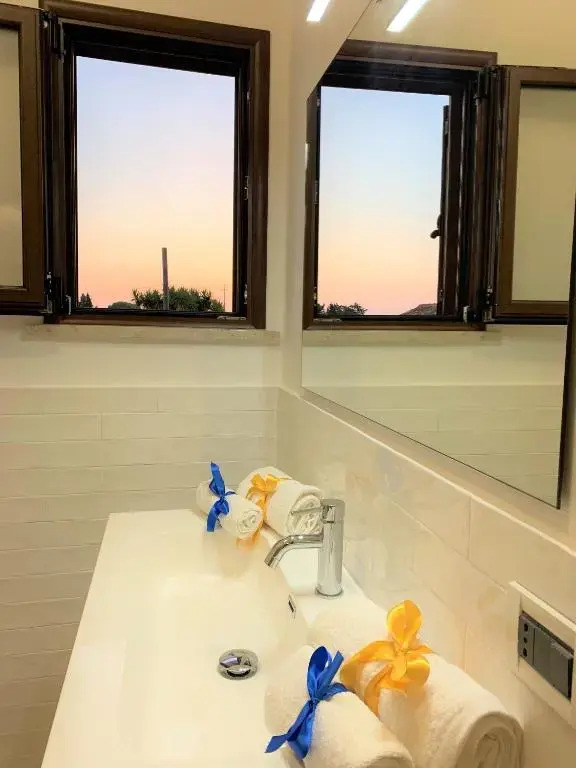 Micucco Relaxing House - Casa vacanze con piscina