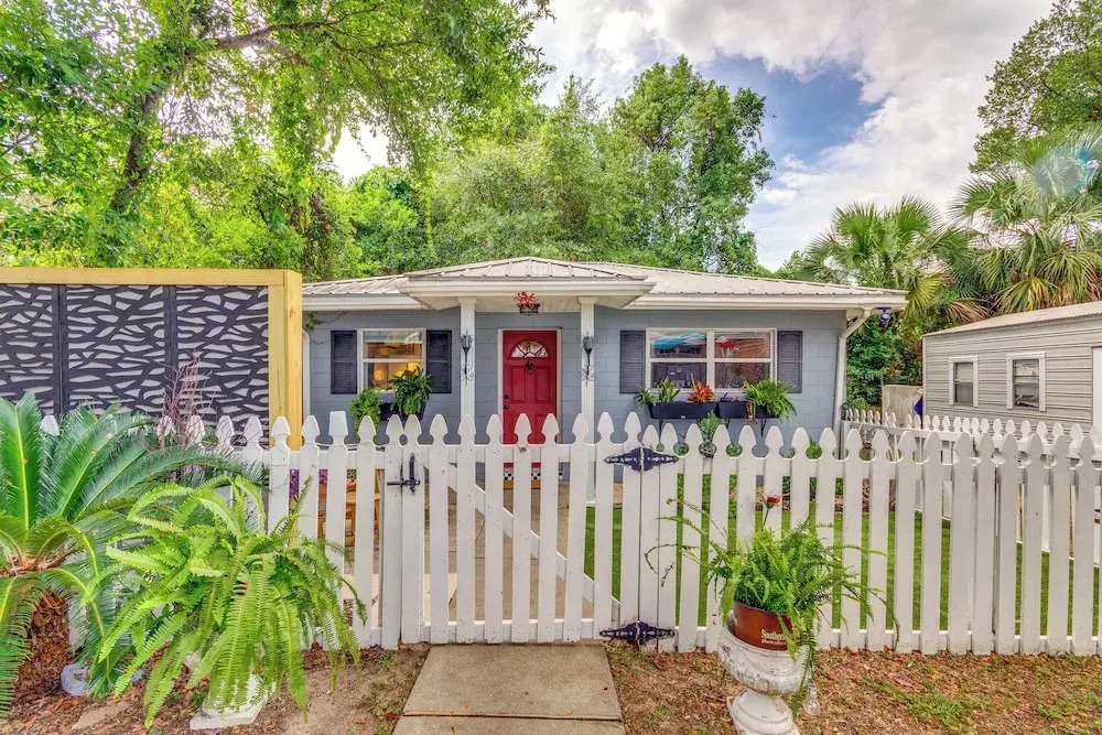 'the Octopus House' in Pensacola Near Downtown!