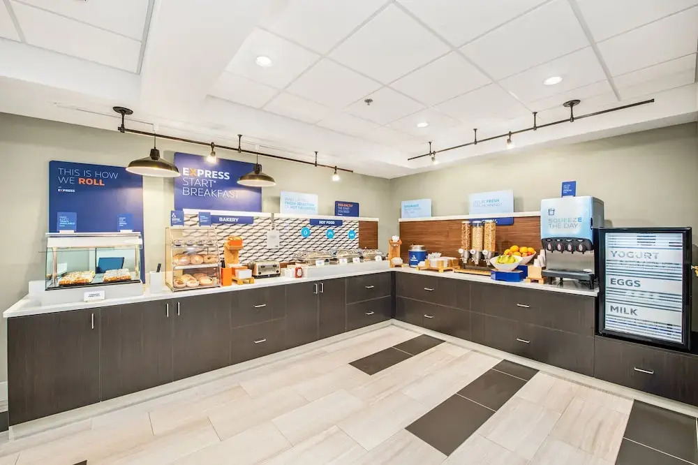 Holiday Inn Express - Delafield by IHG