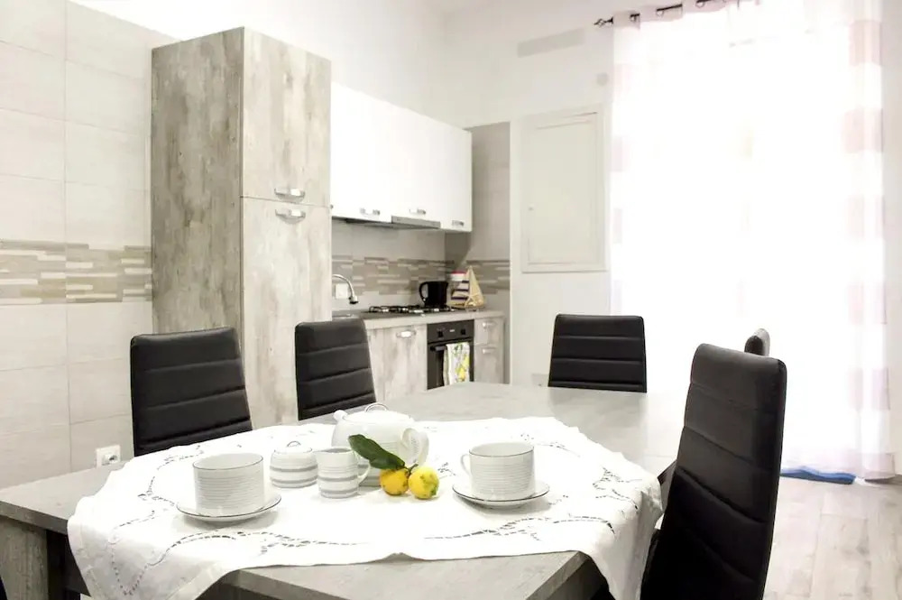 Apartment with 2 Bedrooms in Castellammare Del Golfo, with Wifi - 500 M From the Beach
