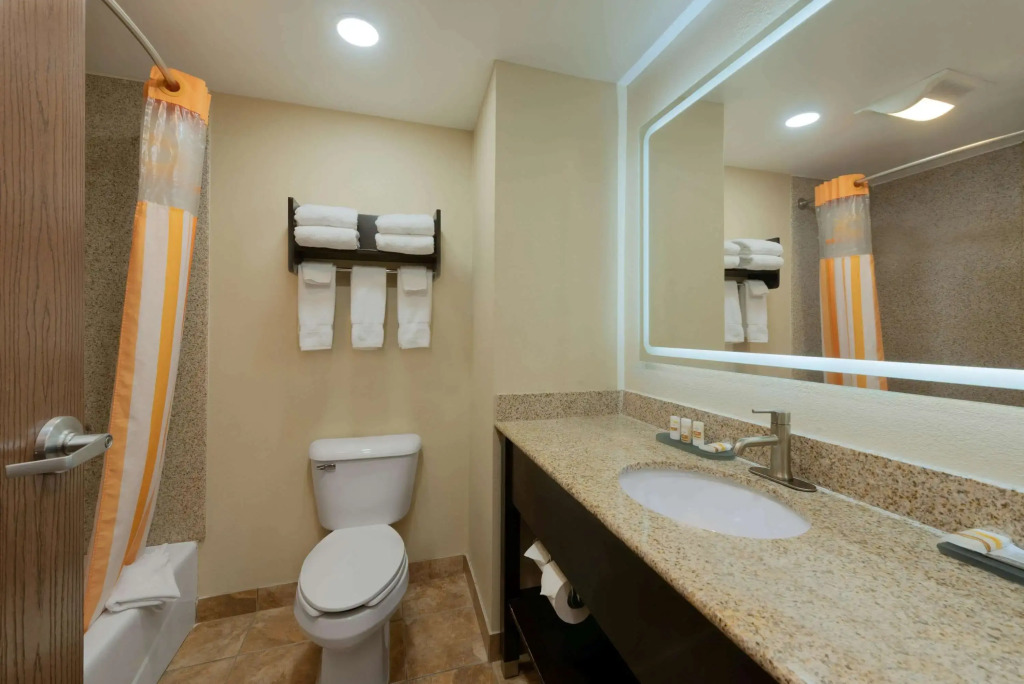 La Quinta by Wyndham Columbus - Grove City