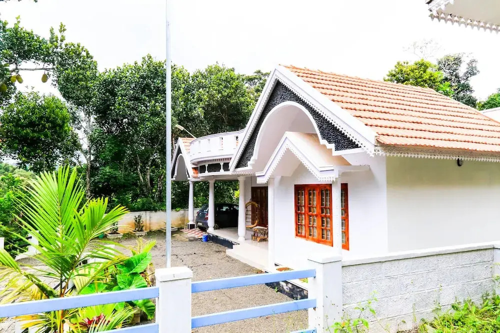 OYO 5517 Home Stay Grand Exotica Villa