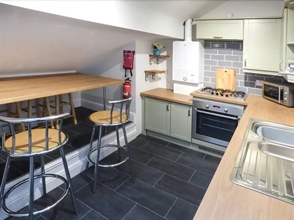 Pavilion Gardens Apartment