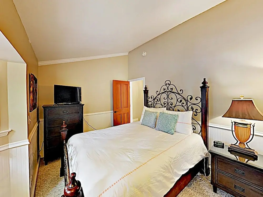 New Listing! Updated Ski & Beach W/ Pool 4 Bedroom Home