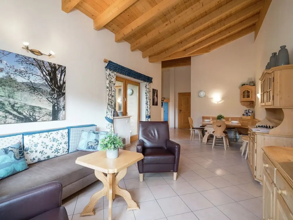Charming Apartment in Saalbach-hinterglemm Near Ski Lift