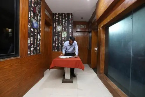 OYO 28644 Hotel Nilanjana