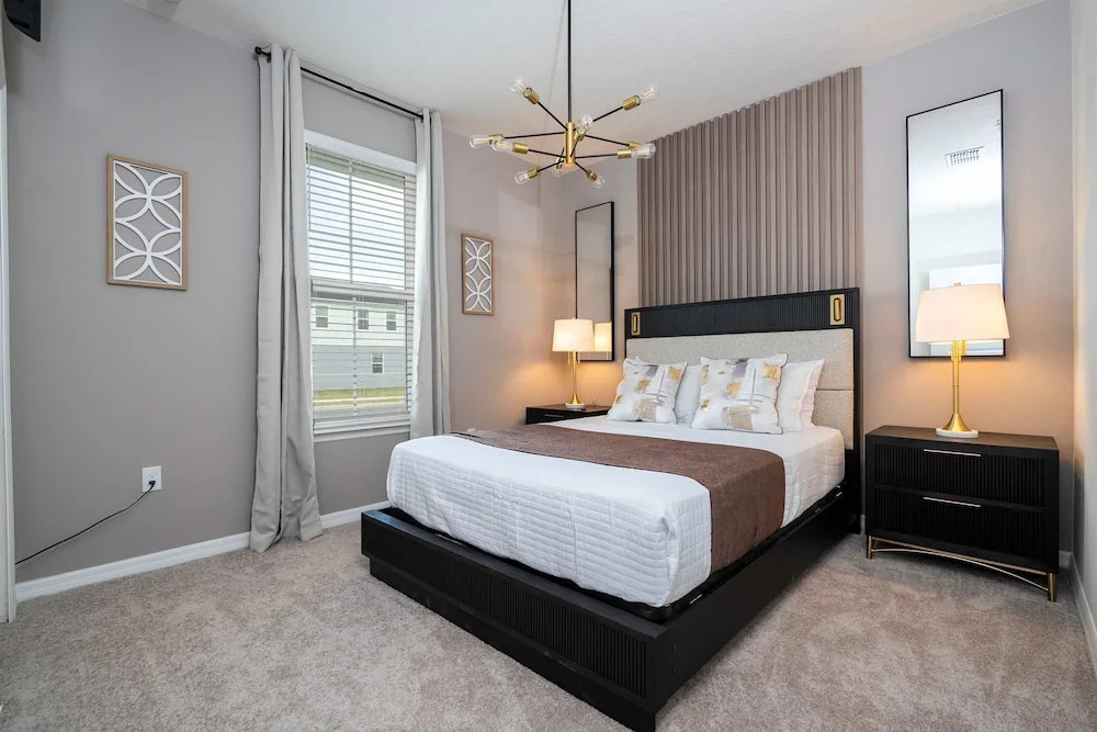 Luxury Private Pool Themed Rooms Close to Disney 1282