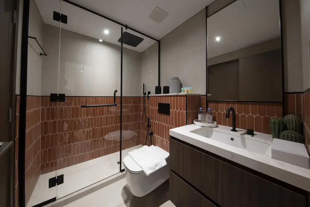 Fountain View Signature Residence With Terrace 135 SQM