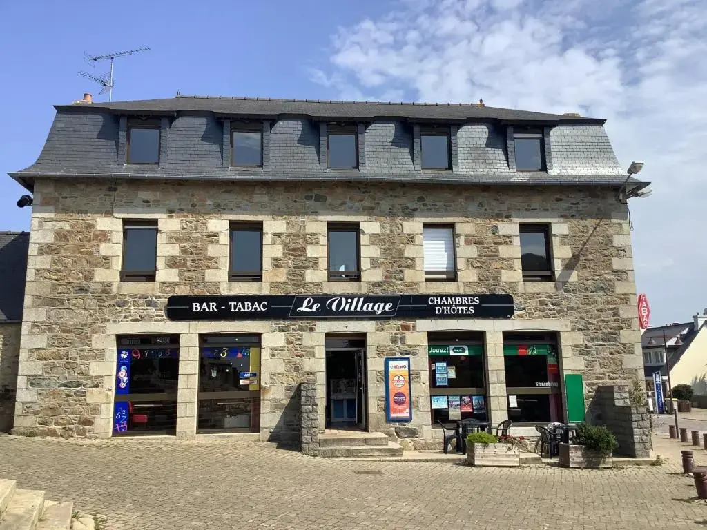 Le village Gr34 louannec