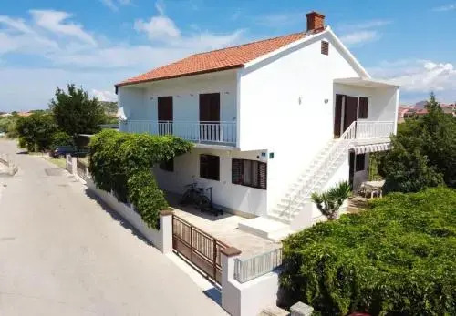 Apartment Želo