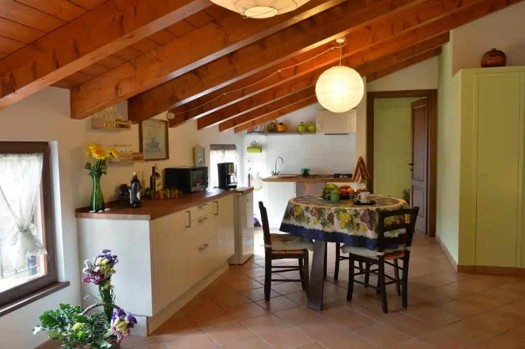 Il Laghello Wood House