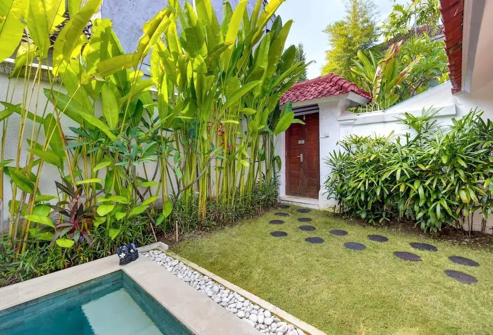 Villa Umara Seminyak Sun, Sand & Style: 5-min Walk to Beach!
