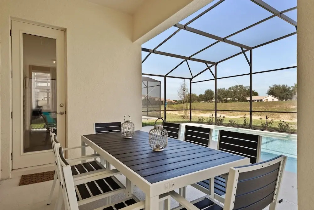Sr_924r Splendid Solterra 12 Bedroom Home