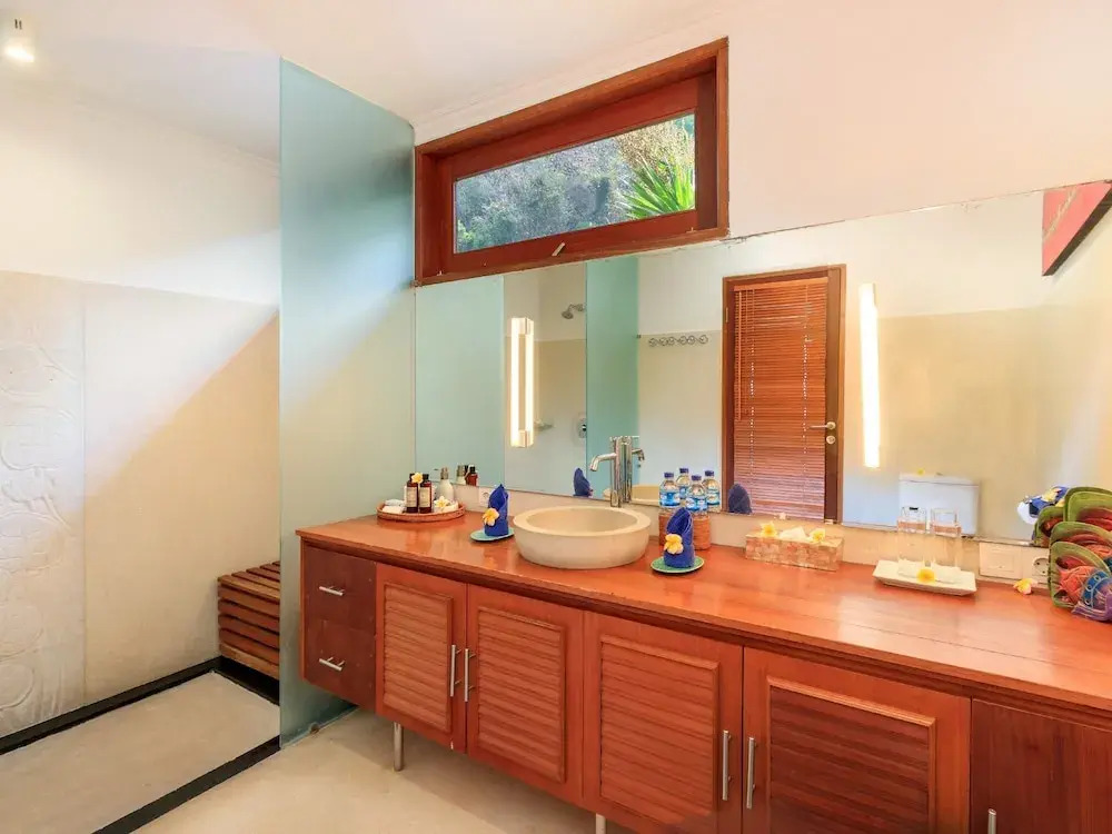 Villa Pantai Candidasa by Villa Finder