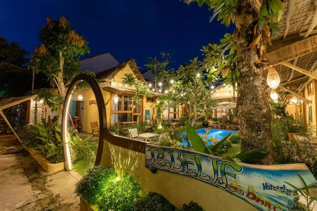 La Belle An Bang Seaside Hideaway