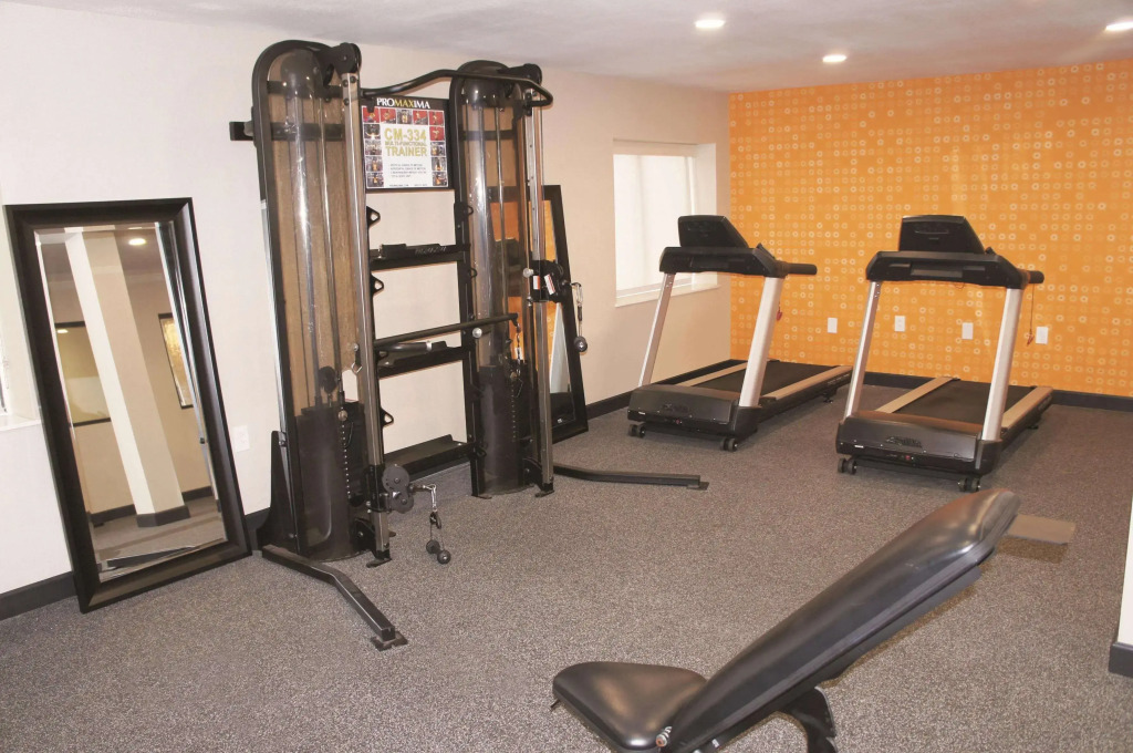 La Quinta Inn & Suites by Wyndham St Louis Hazelwood North