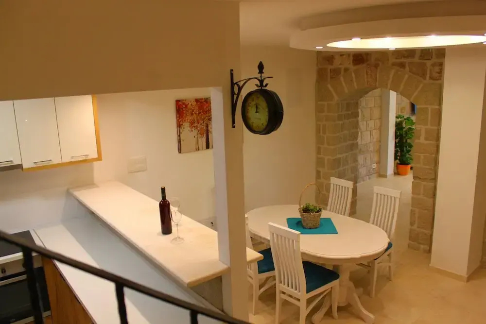 Luka Villa