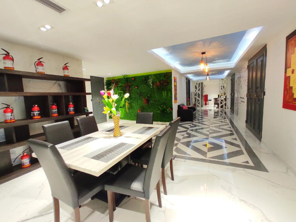 Shell Out Club Suite