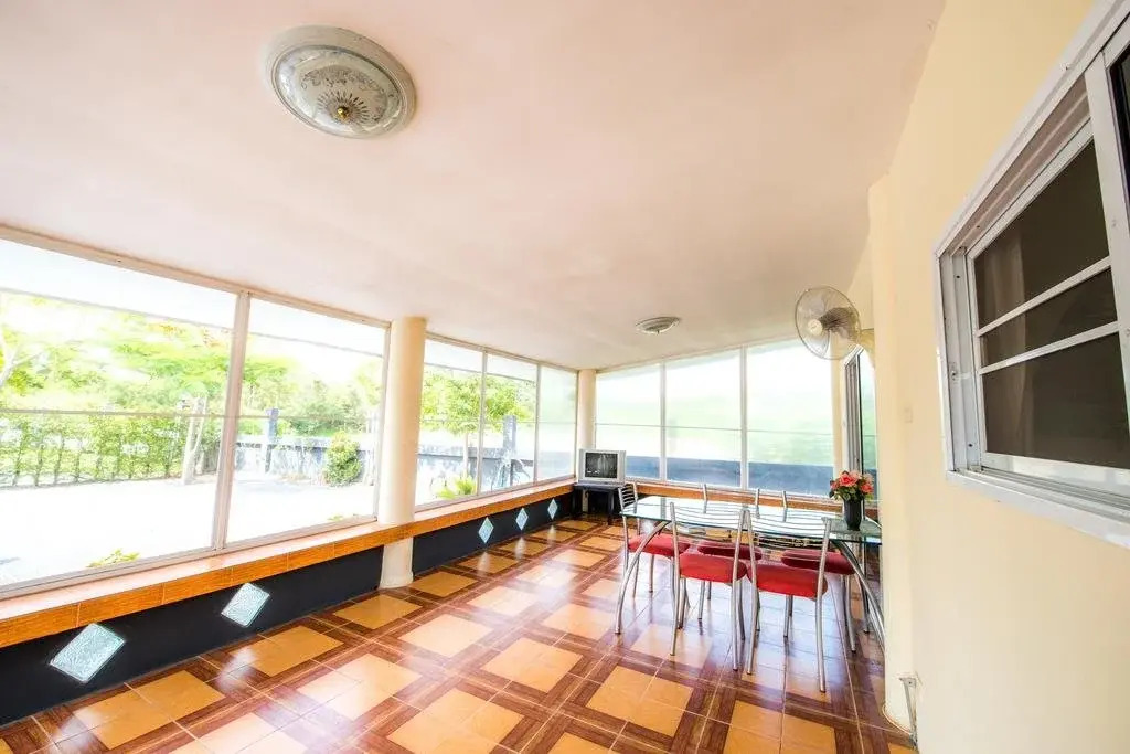 Lake View Villa