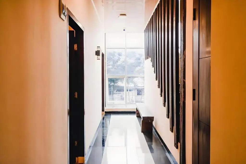 RedDoorz near Halim Perdanakusuma 3