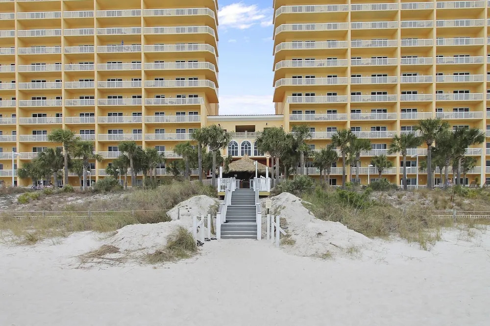 Calypso 1205 - Amazing Condo! Free Fun! Sleeps 4. Free Beach Chairs 1 Bedroom Condo by RedAwning