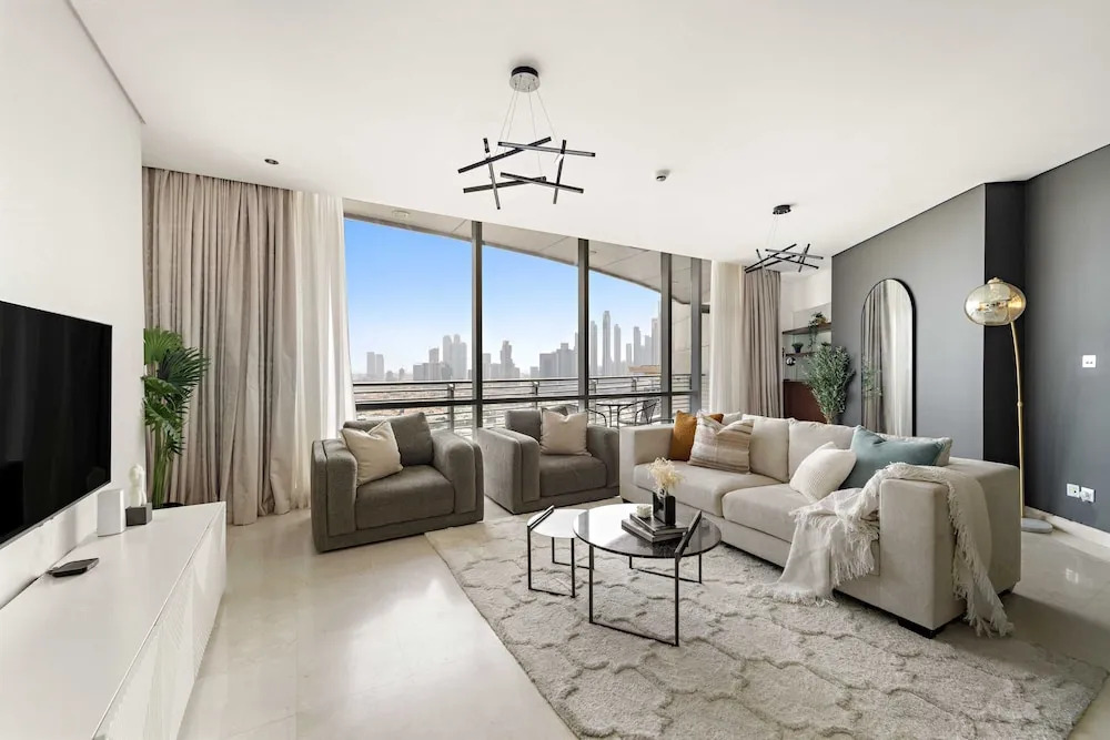 Silkhaus Exclusive 2bdr in Difc Sky Gardens