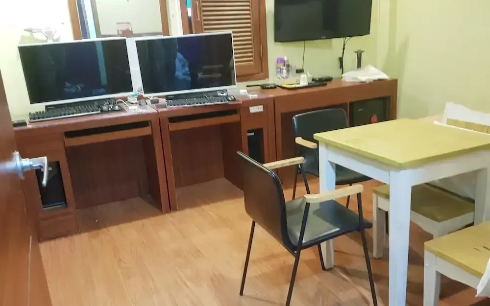 Hotel Plus