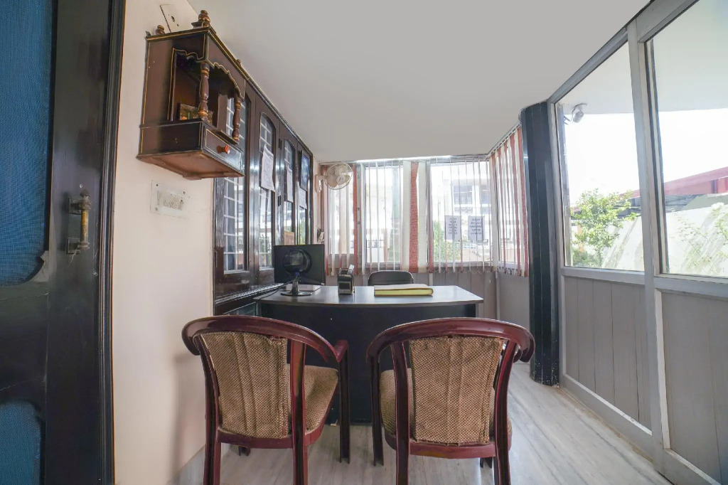 OYO Flagship 75529 Gk Villas