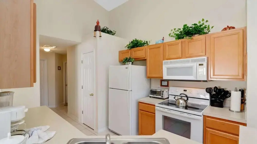 Waterside Villa - Family 4 bed Emerald Island Resort pool home thats close to Disney World