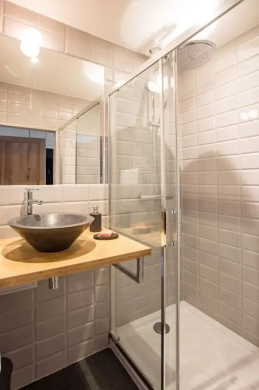 Spacious And Charming 6p Flat À Madeleine