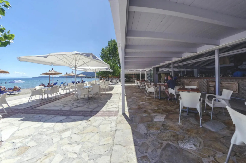 Delfinia Hotel
