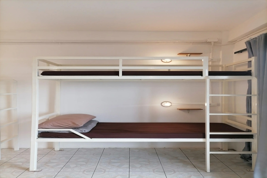 8 SLEEPER STREET Guesthouse