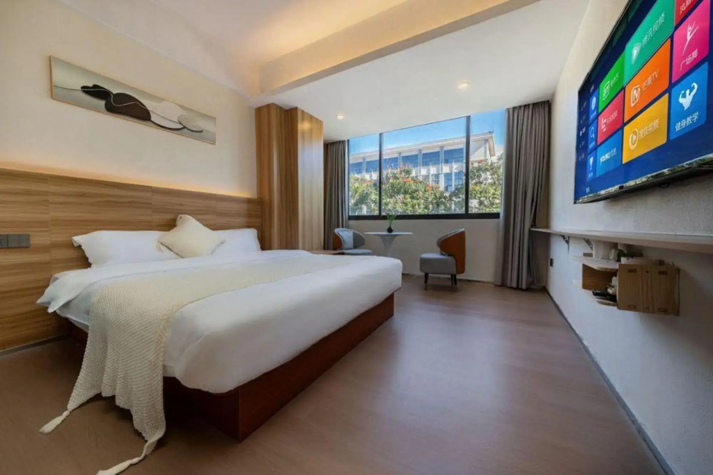Yingshang·High-end LOFT Hotel Apartment (Longsheng Building, Xiang'an District)