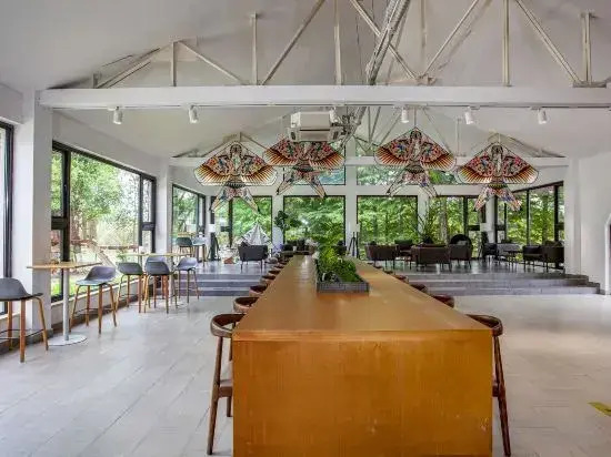Longshan Shangxin Valley Resort