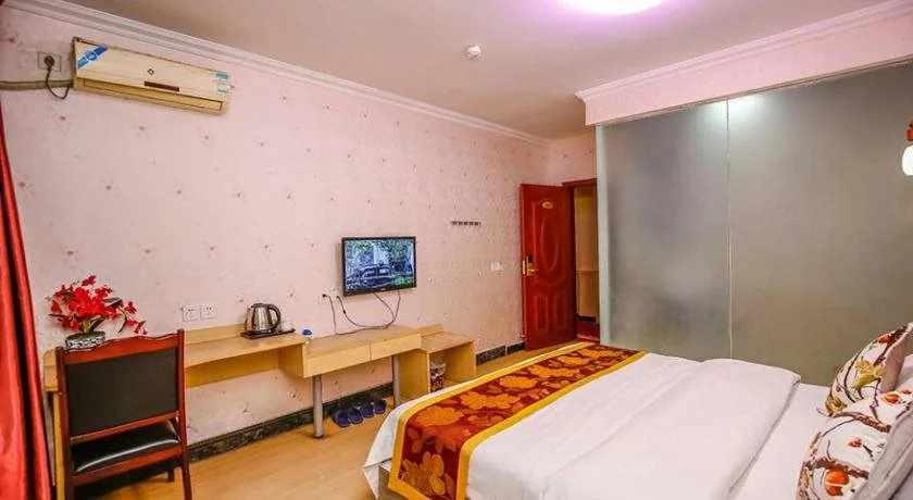 Yuhang Business Hotel