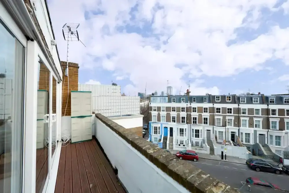 Designer 1-Bed in Fulham 3mins From Tube