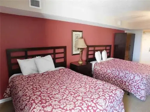 Yacht Clubs #2-702B - 1 Br Condo