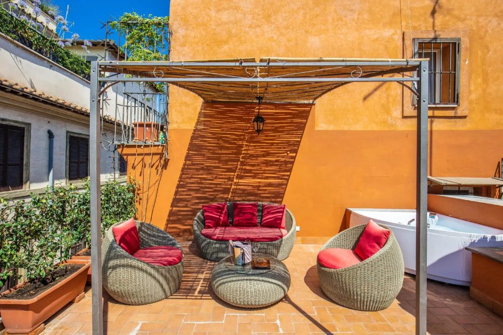 Maison dArt Apartments - Maison dArt Collection
