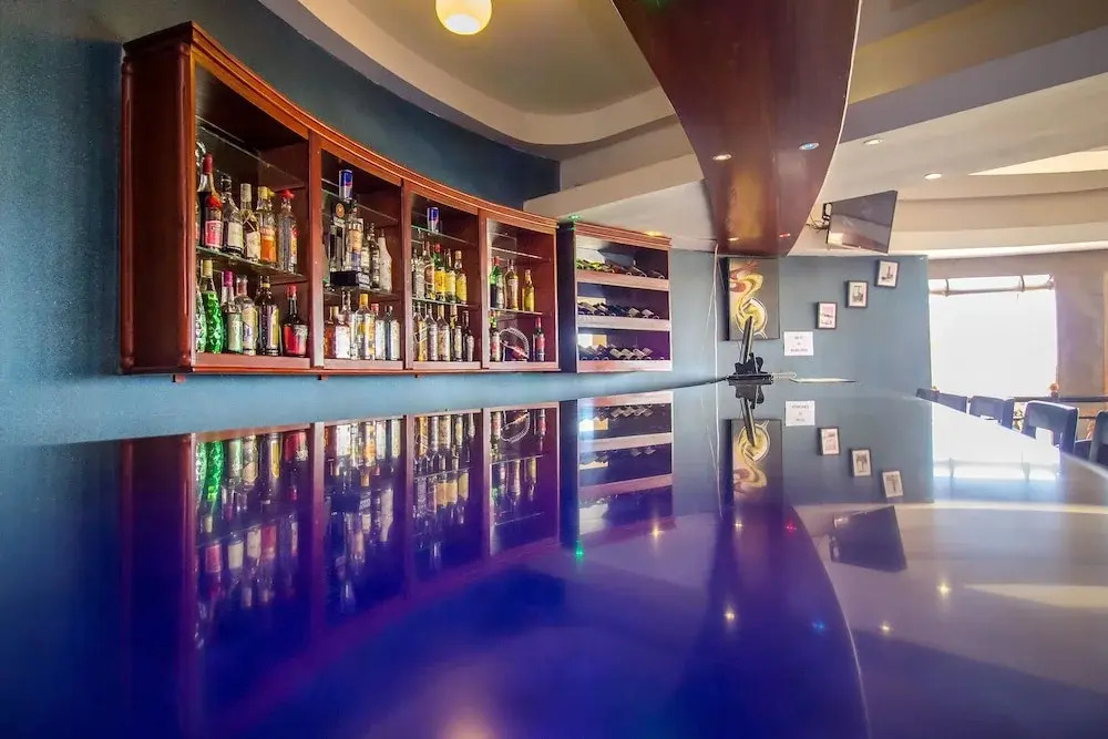 Sapphire Hotel