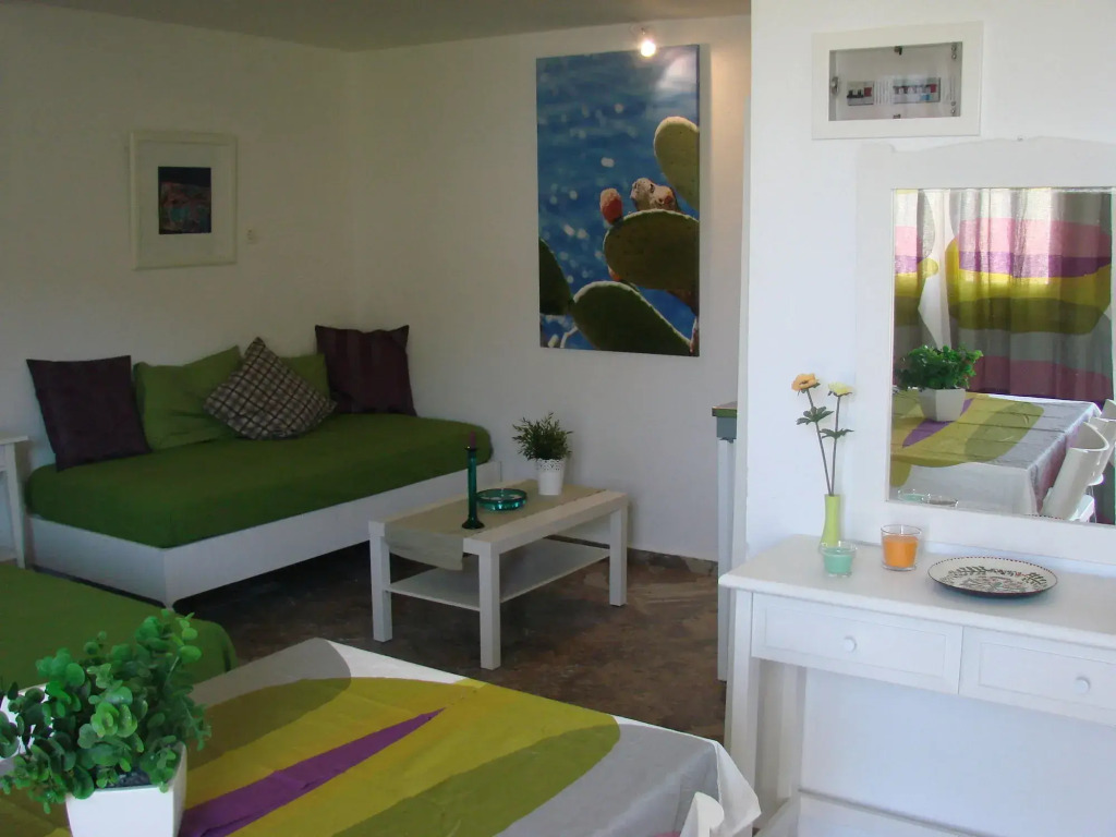 Oasis Rooms & Studios in Galissas